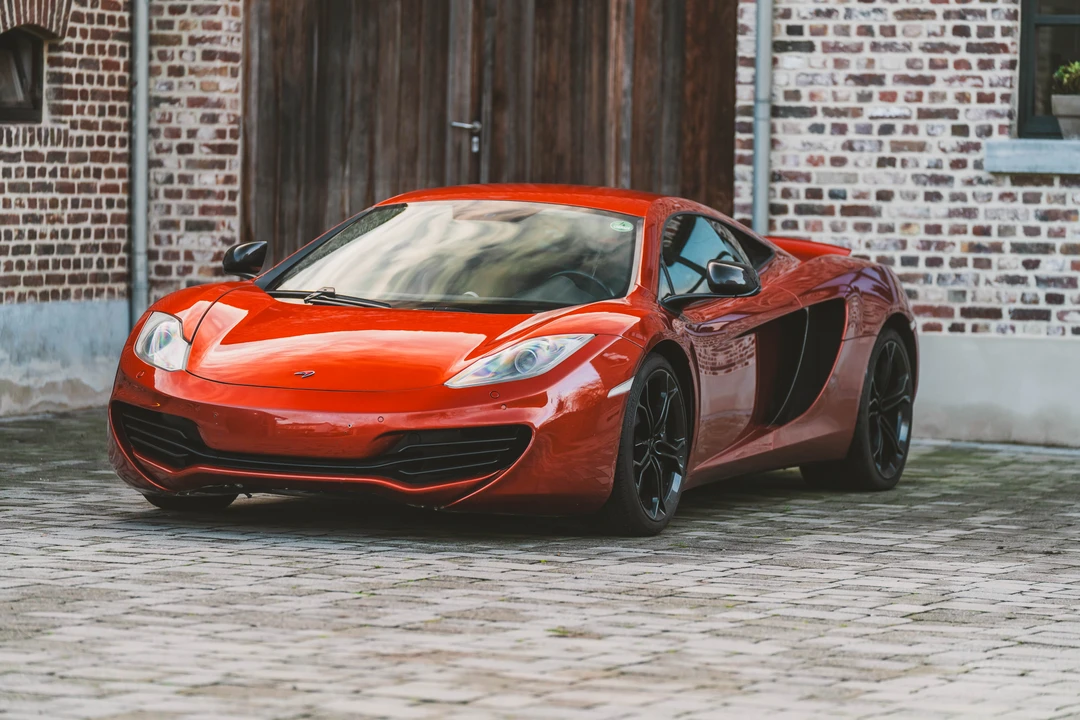 2011 McLaren MP4-12C - Image 4 of 31