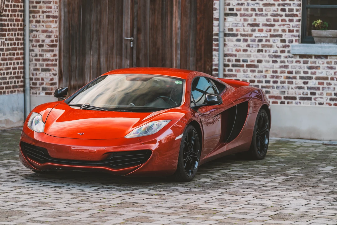 2011 McLaren MP4-12C - Image 12 of 31