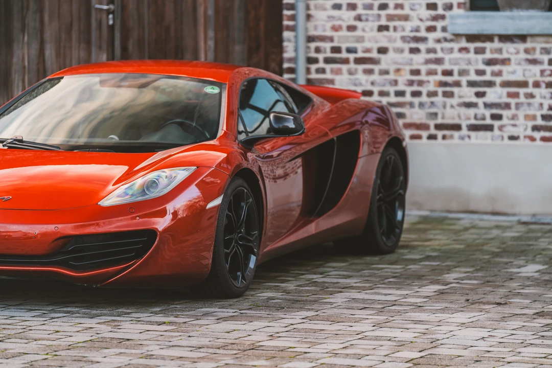 2011 McLaren MP4-12C - Image 26 of 31