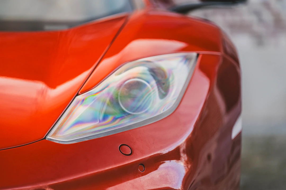 2011 McLaren MP4-12C - Image 27 of 31