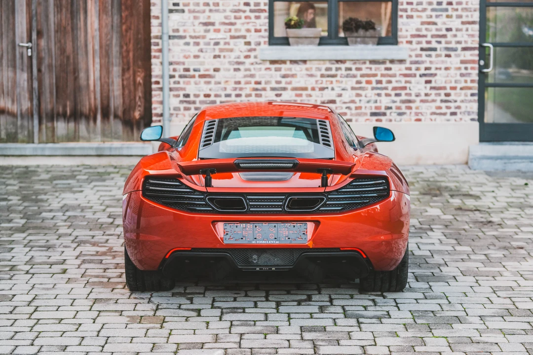 2011 McLaren MP4-12C - Image 15 of 31