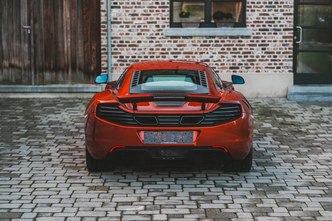 2011 McLaren MP4-12C - Image 7 of 31