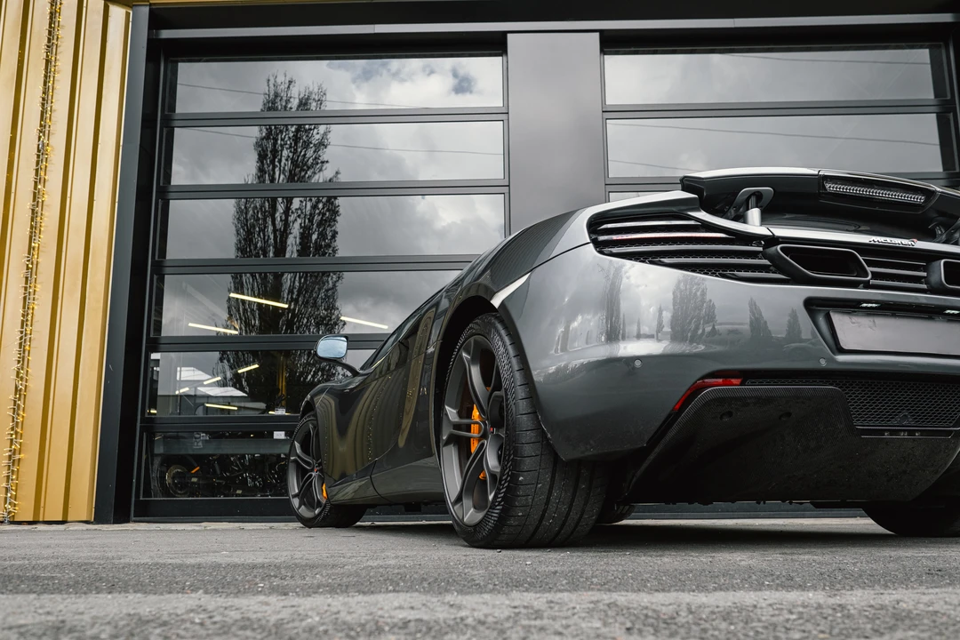2011 McLaren MP4-12C - Image 23 of 31
