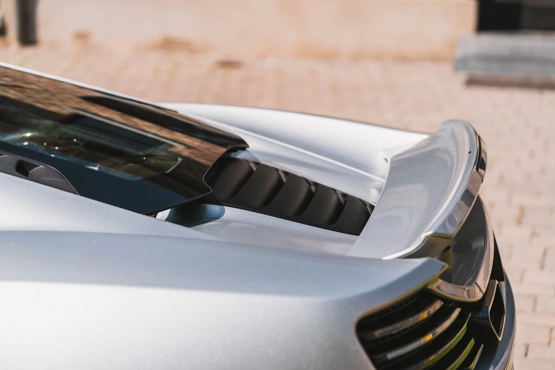 2011 McLaren MP4-12C - Image 26 of 31