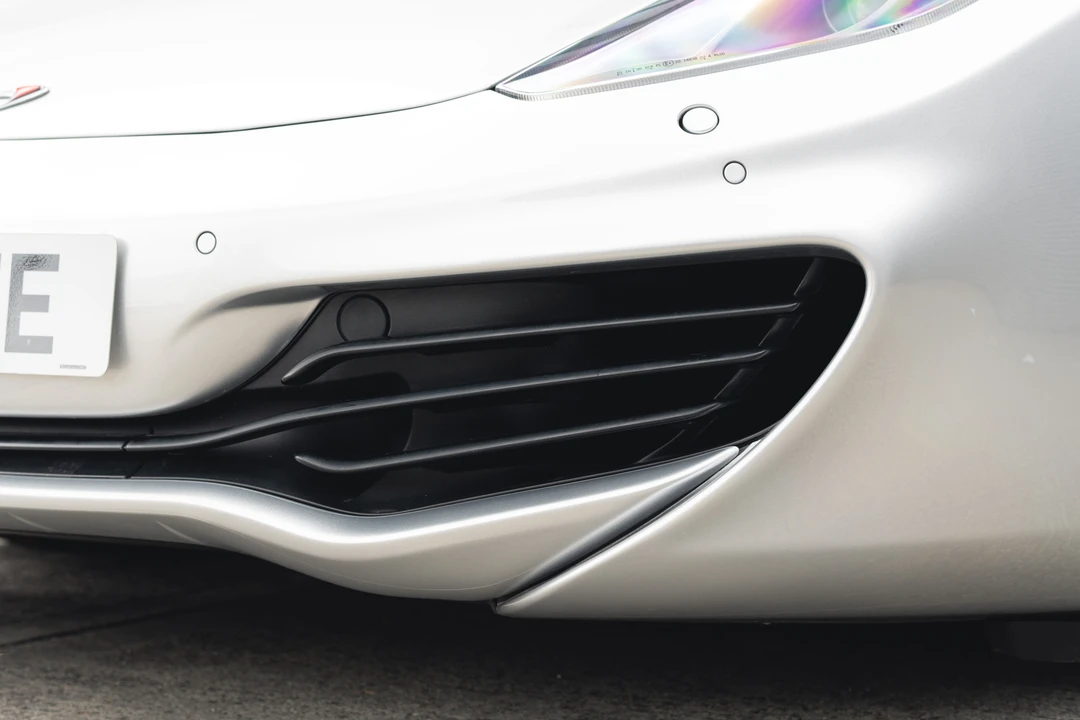 2011 McLaren MP4-12C - Image 14 of 31