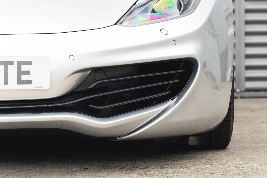 2011 McLaren MP4-12C - Image 15 of 31