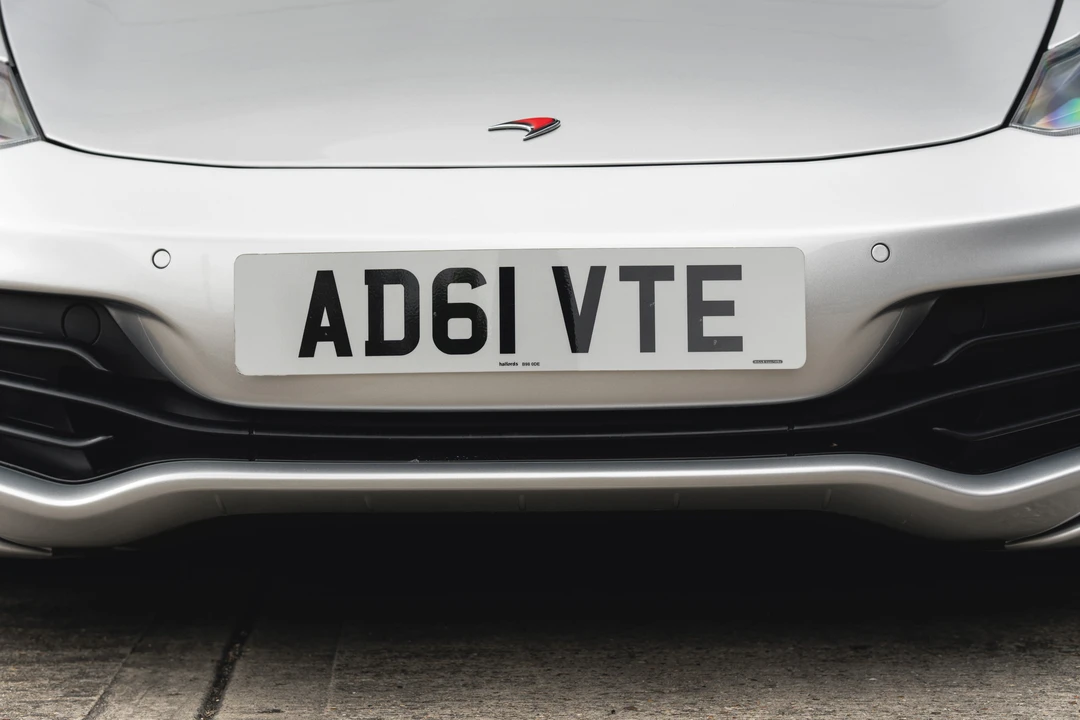 2011 McLaren MP4-12C - Image 18 of 31