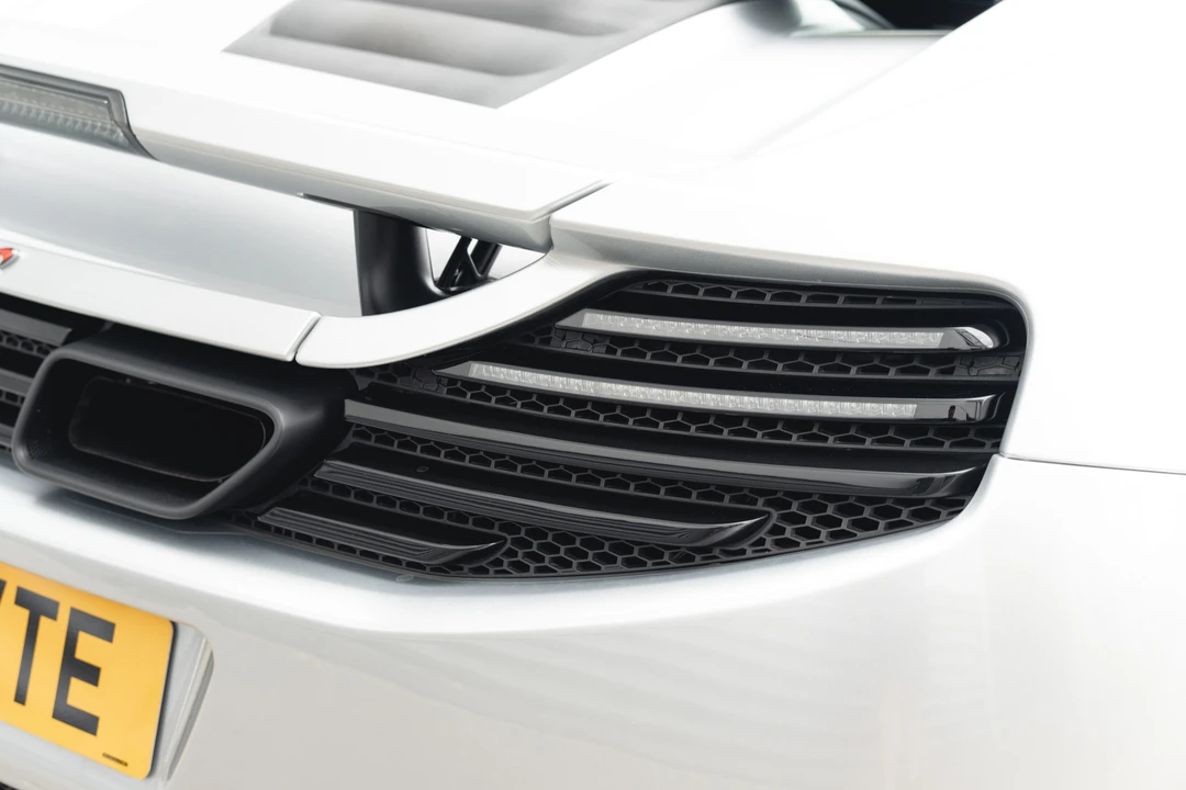 2011 McLaren MP4-12C - Image 24 of 31