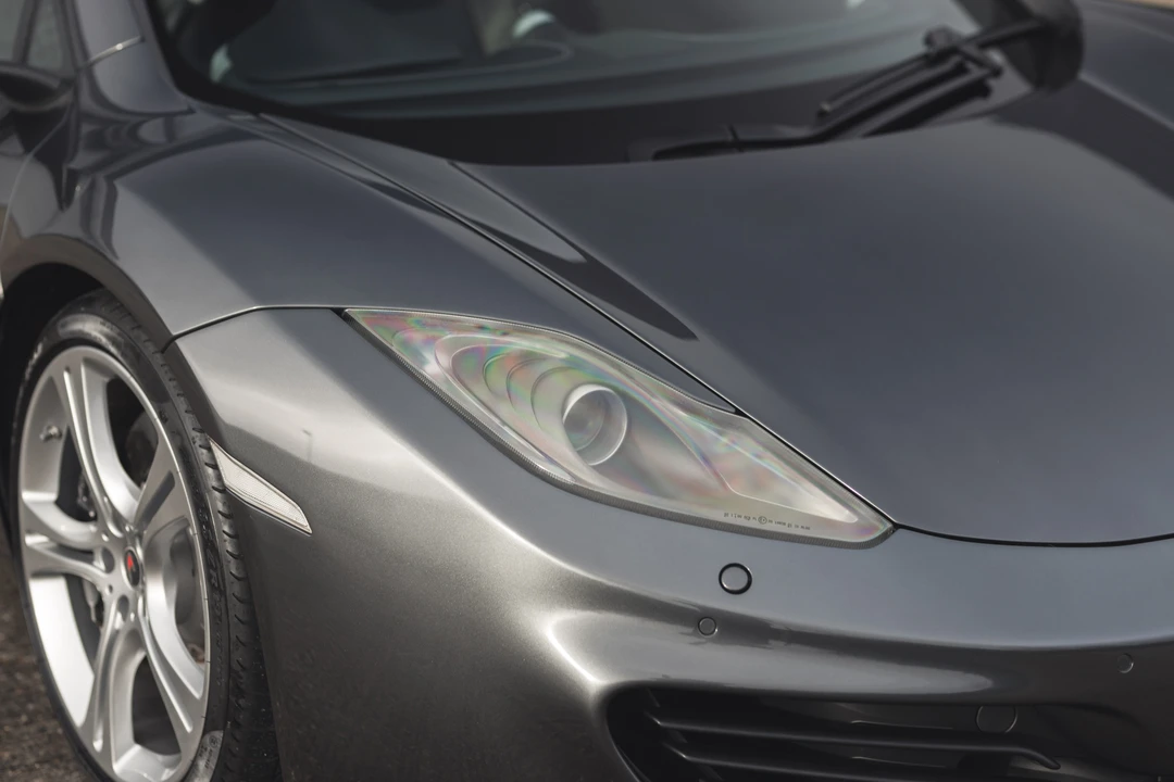 2011 McLaren MP4-12C - Image 17 of 31