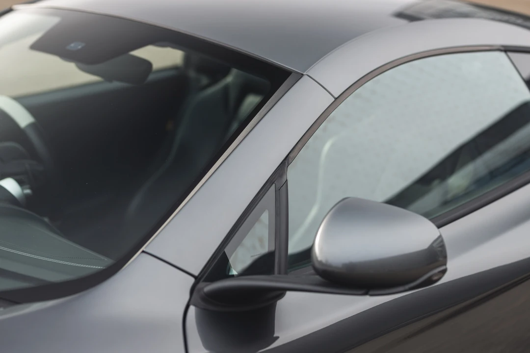 2011 McLaren MP4-12C - Image 26 of 31