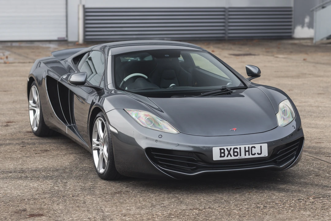 2011 McLaren MP4-12C - Image 10 of 31