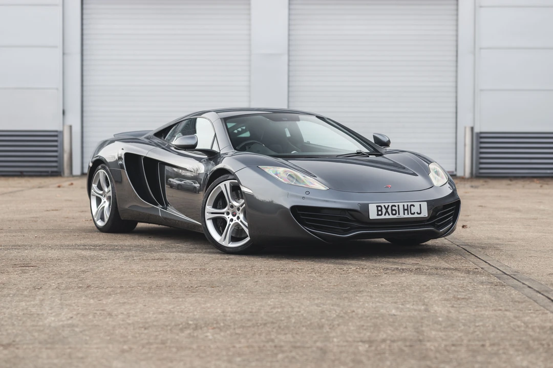 2011 McLaren MP4-12C - Image 12 of 31