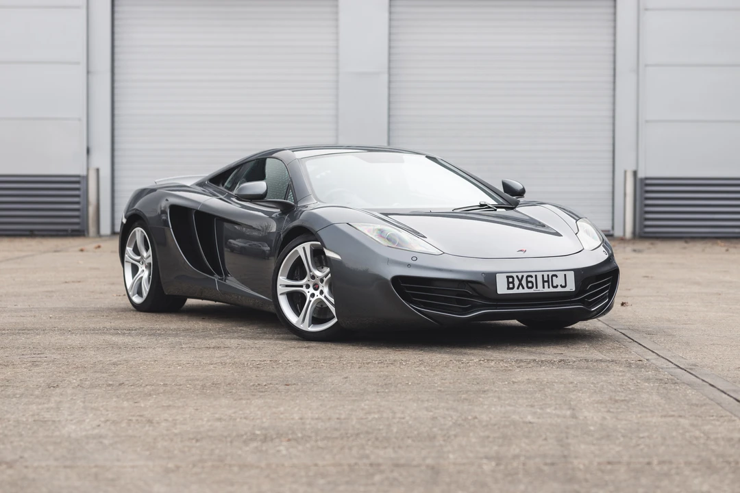 2011 McLaren MP4-12C - Image 13 of 31