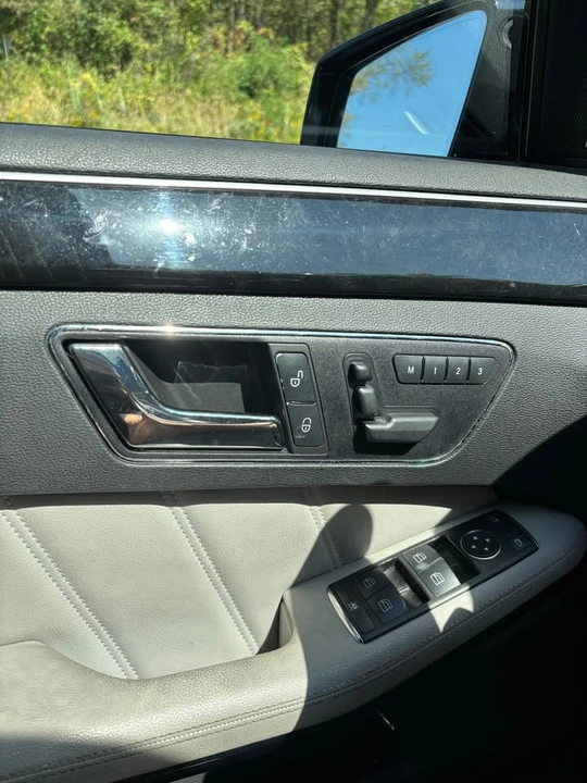 2011 Mercedes-Benz W212 E-Class - Image 19 of 20