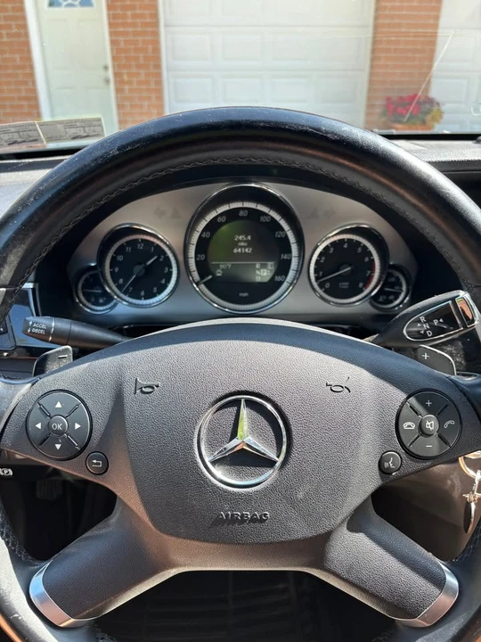 2011 Mercedes-Benz W212 E-Class - Image 13 of 20