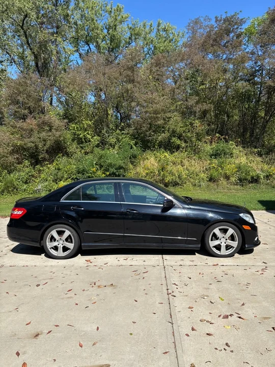 2011 Mercedes-Benz W212 E-Class - Image 6 of 20