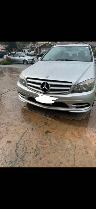 2011 Mercedes-Benz W204 C-Class - Image 3 of 8