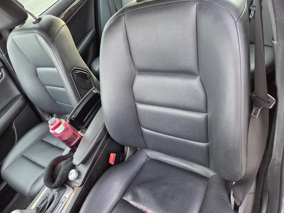 2011 Mercedes-Benz W204 C-Class - Image 8 of 15