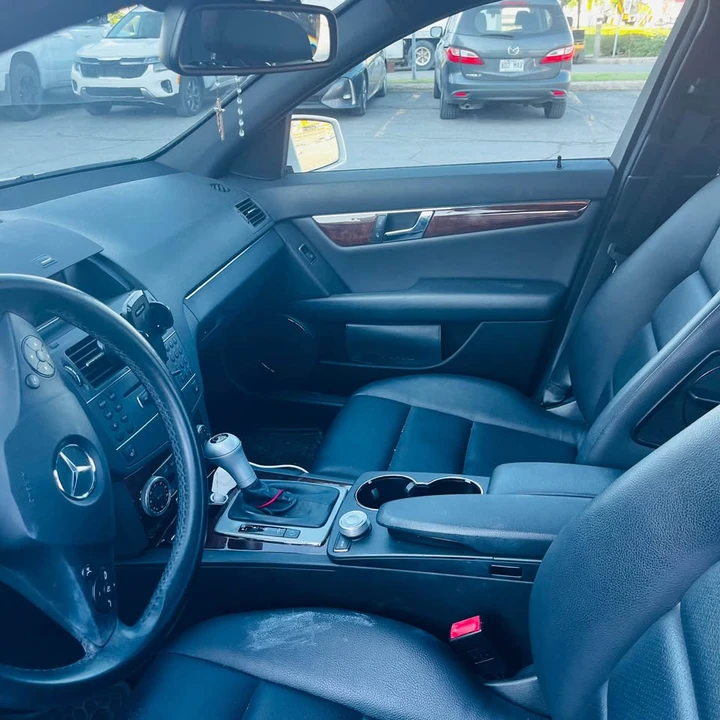 2011 Mercedes-Benz W204 C-Class - Image 8 of 10