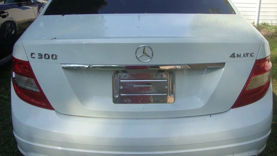 2011 Mercedes-Benz W204 C-Class - Image 3 of 8