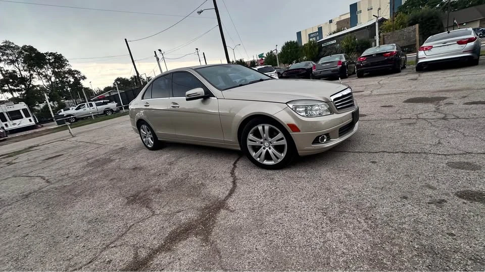 2011 Mercedes-Benz W212 E-Class - Image 5 of 14