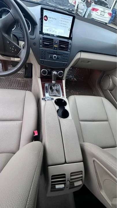 2011 Mercedes-Benz W212 E-Class - Image 12 of 14