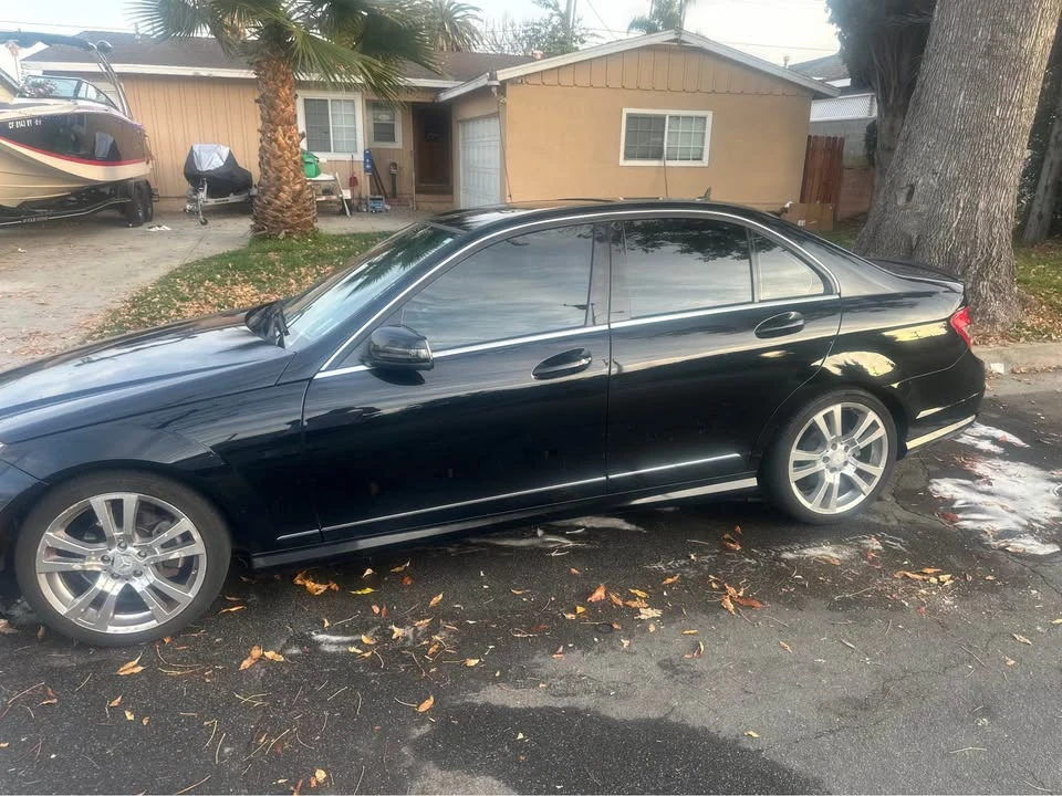 2011 Mercedes-Benz W212 E-Class - Image 2 of 10