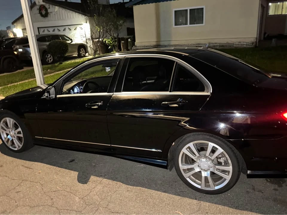 2011 Mercedes-Benz W212 E-Class - Image 3 of 10