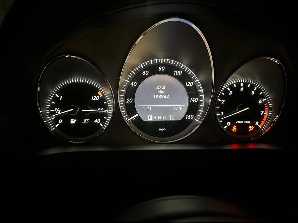 2011 Mercedes-Benz W212 E-Class - Image 10 of 10