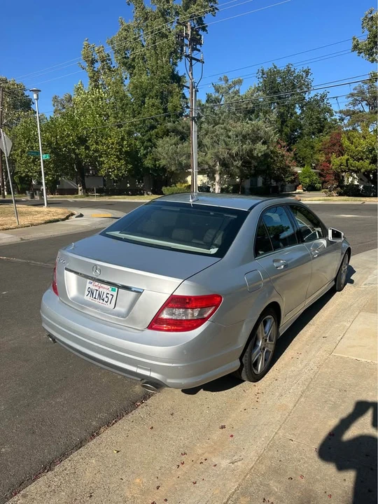 2011 Mercedes-Benz W212 E-Class - Image 3 of 8