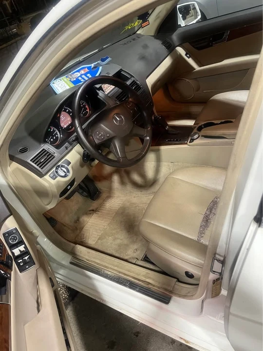 2011 Mercedes-Benz W212 E-Class - Image 6 of 9