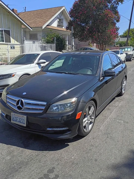 2011 Mercedes-Benz W212 E-Class - Image 2 of 9
