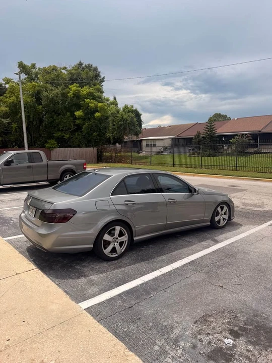2011 Mercedes-Benz W212 E-Class - Image 3 of 5