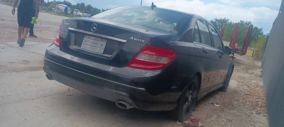 2011 Mercedes-Benz W221 S-Class - Image 8 of 8