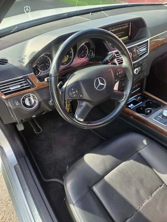 2011 Mercedes-Benz W221 S-Class - Image 5 of 18