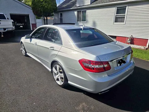 2011 Mercedes-Benz 300 SD Sedan 4D