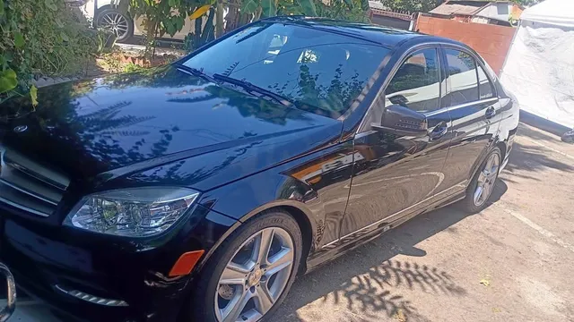 2011 Mercedes-Benz 300 SE Sedan 4D