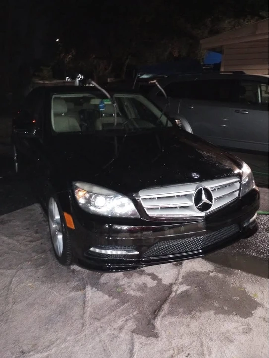 2011 Mercedes-Benz C207/A207 E-Class Coupe & Convertible - Image 2 of 9