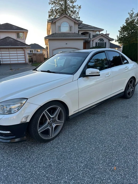 2011 Mercedes-Benz C207/A207 E-Class Coupe & Convertible - Image 7 of 9