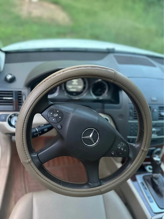 2011 Mercedes-Benz C207/A207 E-Class Coupe & Convertible - Image 6 of 10