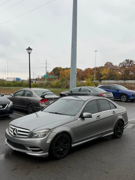 2011 Mercedes-Benz C207/A207 E-Class Coupe & Convertible - Image 2 of 7