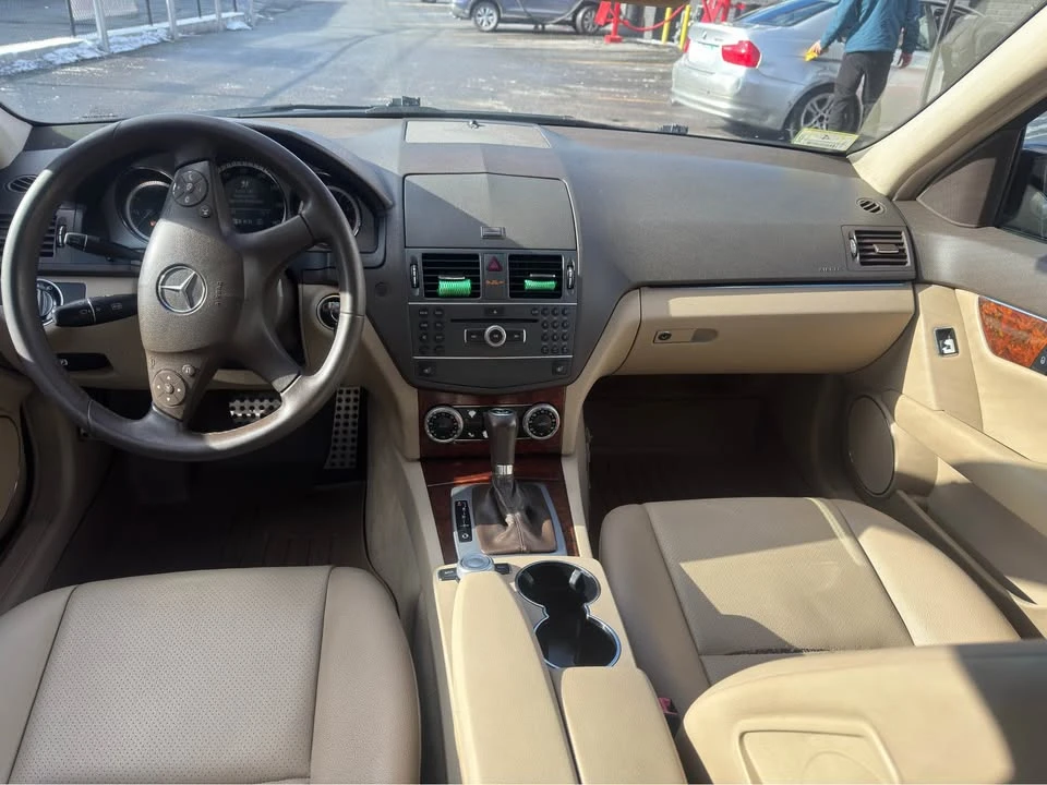 2011 Mercedes-Benz W212 E-Class - Image 7 of 14