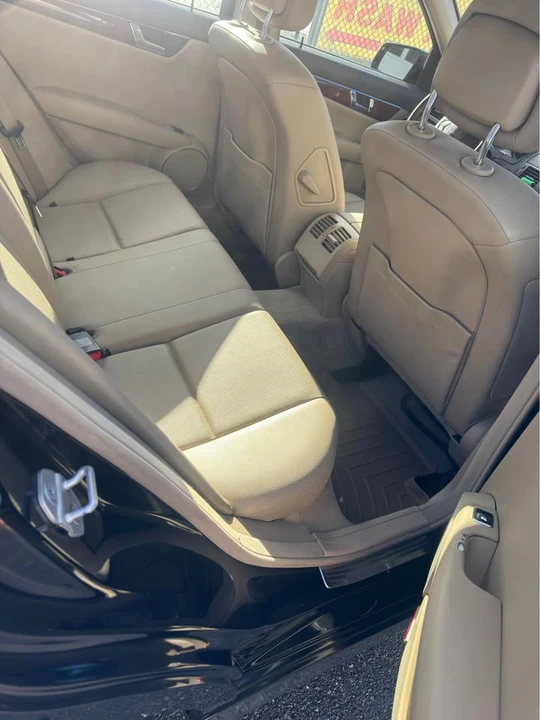 2011 Mercedes-Benz W212 E-Class - Image 4 of 14