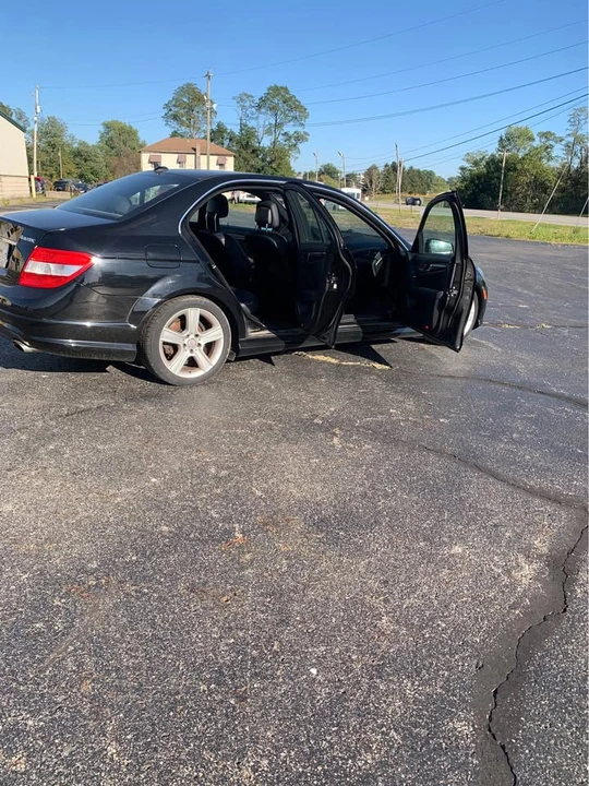 2011 Mercedes-Benz W212 E-Class - Image 6 of 12