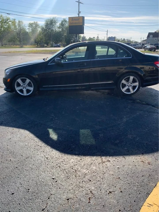 2011 Mercedes-Benz W212 E-Class - Image 9 of 12