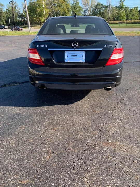 2011 Mercedes-Benz W212 E-Class - Image 7 of 12