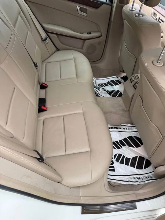 2011 Mercedes-Benz W212 E-Class - Image 17 of 20