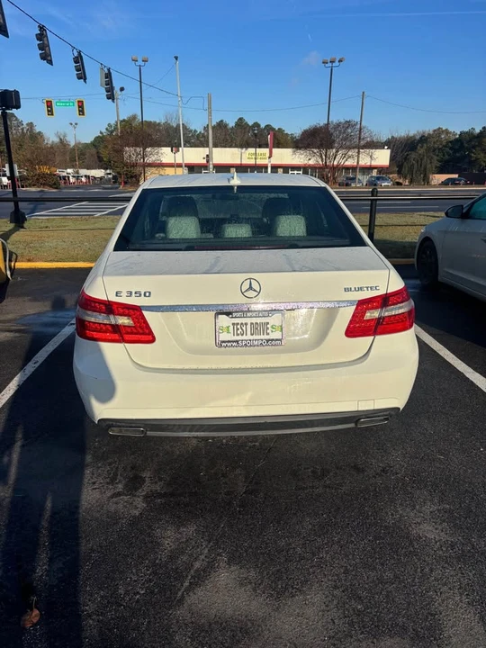 2011 Mercedes-Benz W212 E-Class - Image 2 of 10