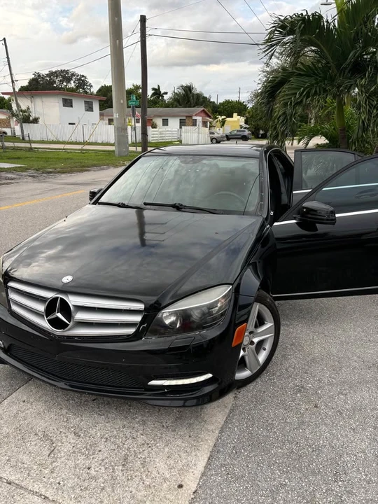 2011 Mercedes-Benz W212 E-Class - Image 7 of 7