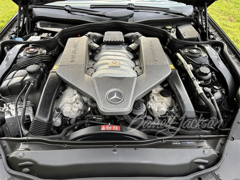 2011 Mercedes-Benz R230 SL 55 & SL 63 & SL 65 AMG - Image 5 of 5